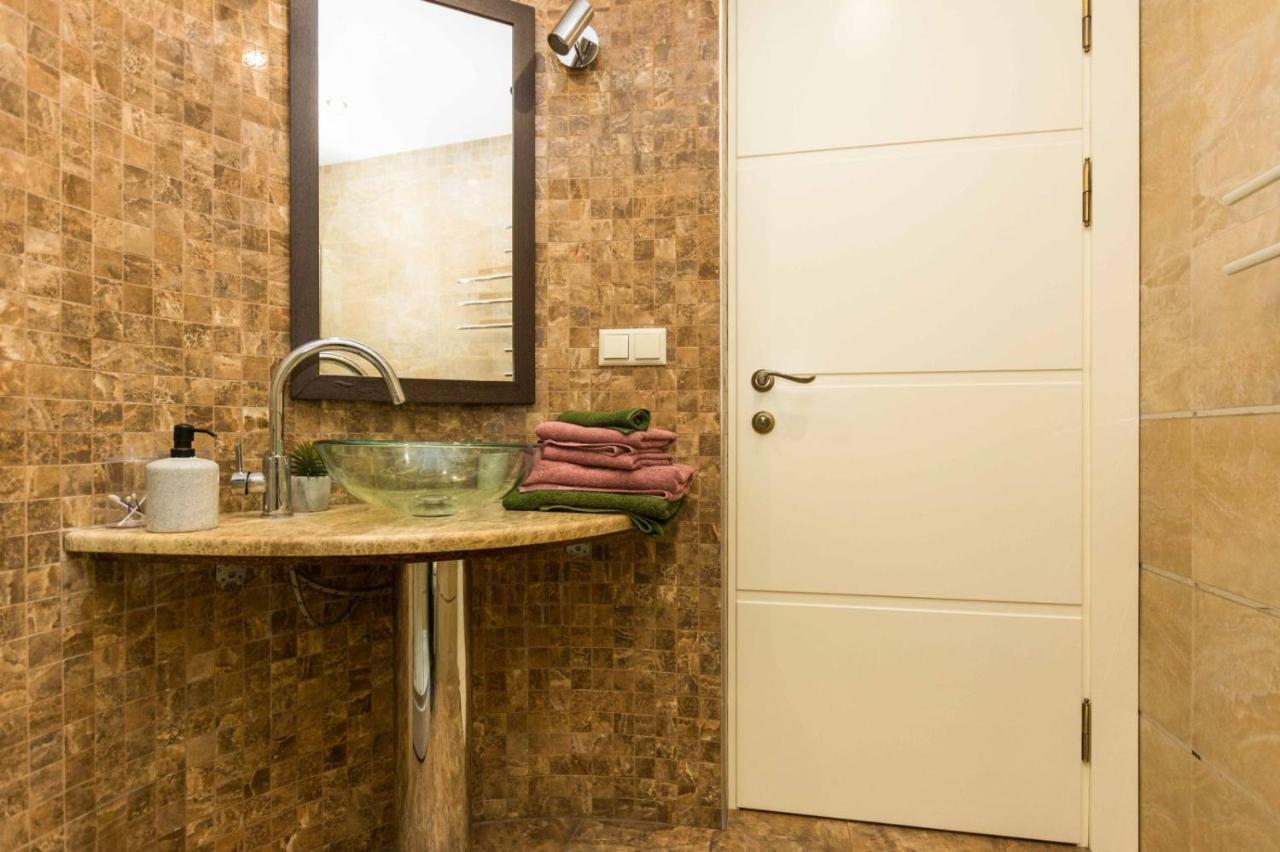 Уютная Квартира В Самом Центре. Chisinau Room photo